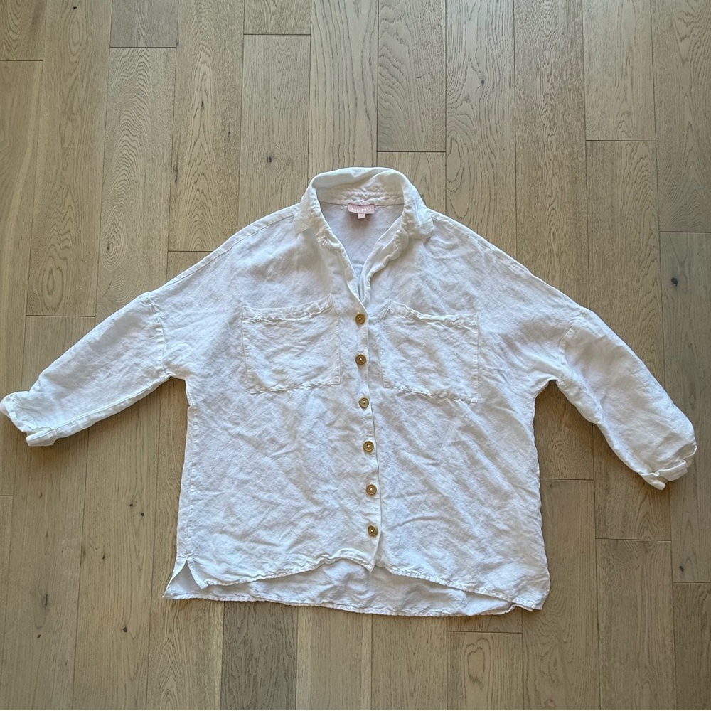 Show Me Your MuMu White Button-Up Top Size XS